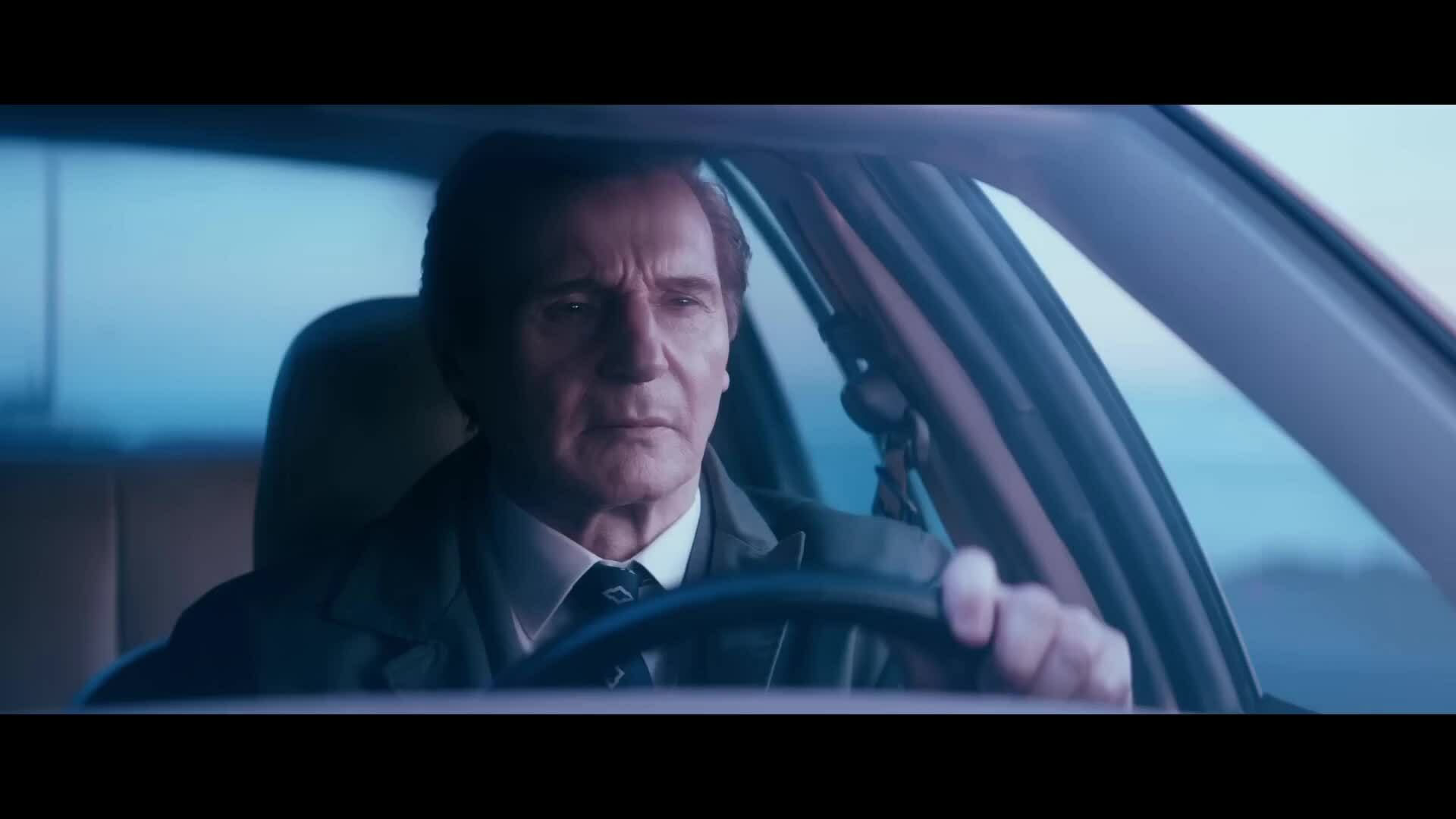 Trailer "The Naked Gun" của Liam Neeson