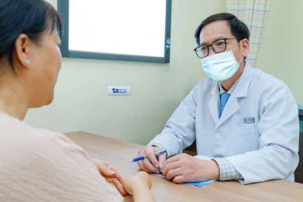 Ung thư tuyến giáp sau mổ: Có nên kiêng muối iốt?