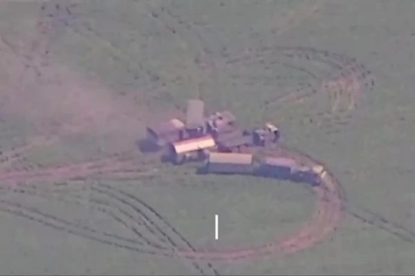 Ukraine tấn công S-300 Nga: Tổ hợp radar triệu đô bị phá hủy?
