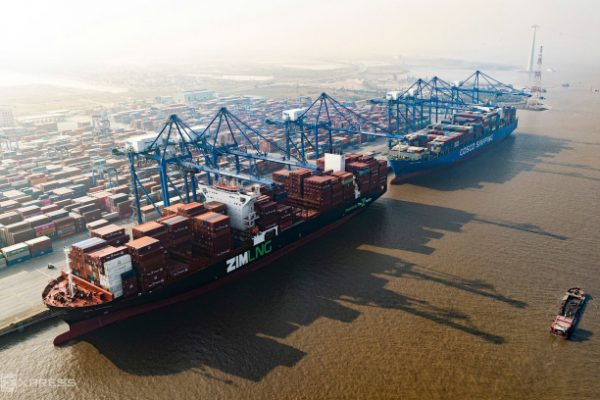 UOB tăng dự báo tăng trưởng GDP Việt Nam: Triển vọng kinh tế 2024