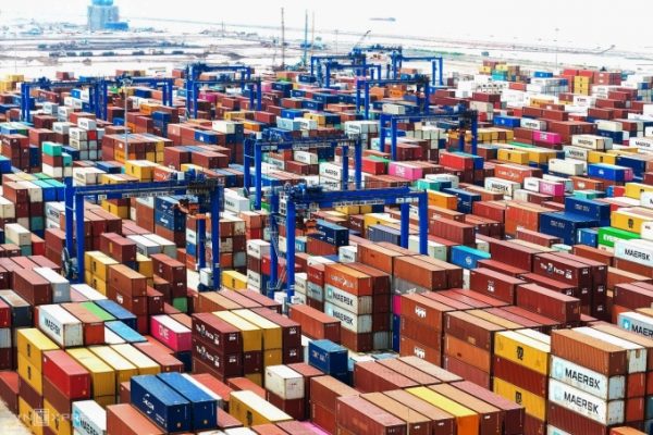 Doanh nghiệp Việt: Chuyển dịch chiến lược trước rủi ro thuế quan