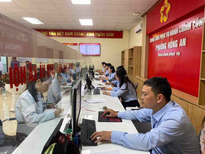 Trung tâm phục vụ hành chính công xã Hồng An. Ảnh: Lê Tân