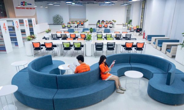 FPTU: Hơn 100 tỷ đồng học bổng cho thí sinh nguyện vọng 1&2