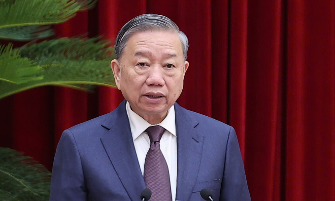 Tổng Bí thư Tô Lâm phát biểu khai mạc hội nghị Trung ương 12 khóa 13, sáng 18/7. Ảnh: Nhật Bắc