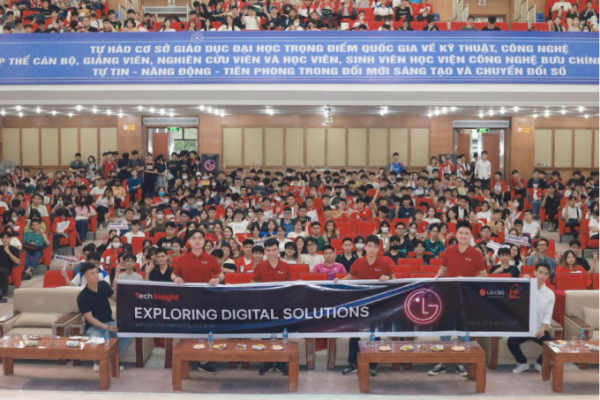 LG CNS Tech Insight 2025: Sự kiện công nghệ tại PTIT