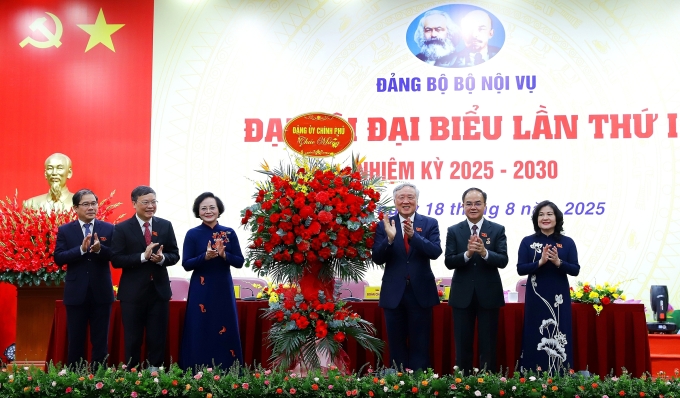 Đại hội đại biểu Đảng bộ Bộ Nội vụ lần thứ nhất, chiều 18/8. Ảnh: Nguyên Phong