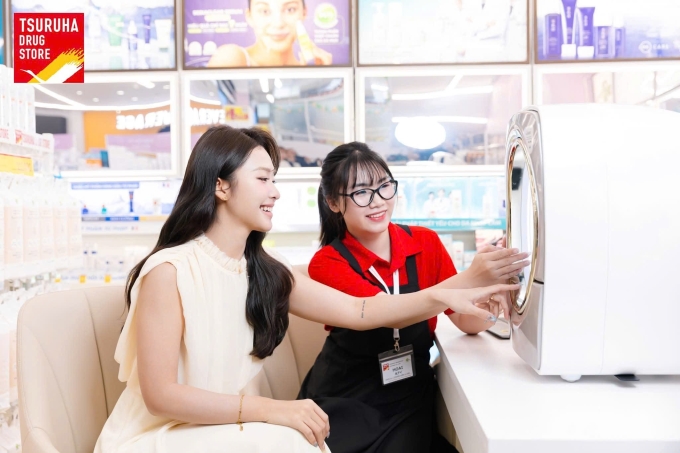 Đội ngũ tư vấn tại Tsuruha quan tâm tư vấn từng nhu cầu của khách hàng. Ảnh: Tsuruha Việt Nam