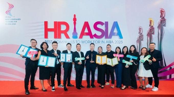 Tập thể Suntory PepsiCo tại lễ trao giải HR Asian Awards 2025. Ảnh: Suntory PepsiCo