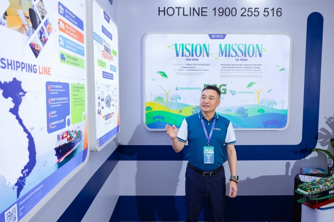 Ông Bùi Minh Hưng chia sẻ về tầm nhìn & sứ mệnh mới của Vinafco. Ảnh: Vinafco