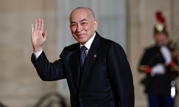 Quốc vương Campuchia Norodom Sihamoni tại Paris, Pháp, hồi tháng 10/2024. Ảnh: Reuters