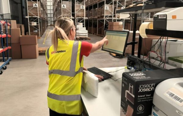 Joseph Joseph hợp tác XPO Logistics quản lý hậu cần tại Anh
