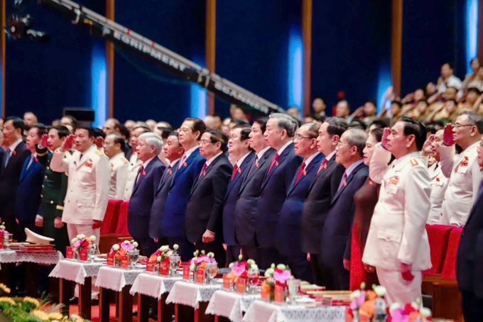 Các đại biểu tại lễ kỷ niệm. Ảnh: Hoàng Phong