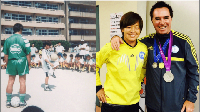 Tom Byer cùng Aya Miyama khi còn nhỏ (ảnh trái), và tấm HC vàng World Cup của học trò đeo trên cổ.