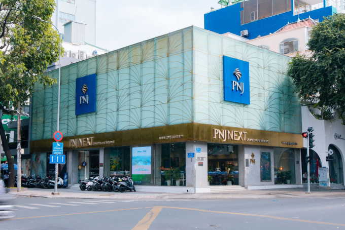 Trung tâm kim hoàn PNJ Next tại TP HCM. Ảnh: Việt Hùng