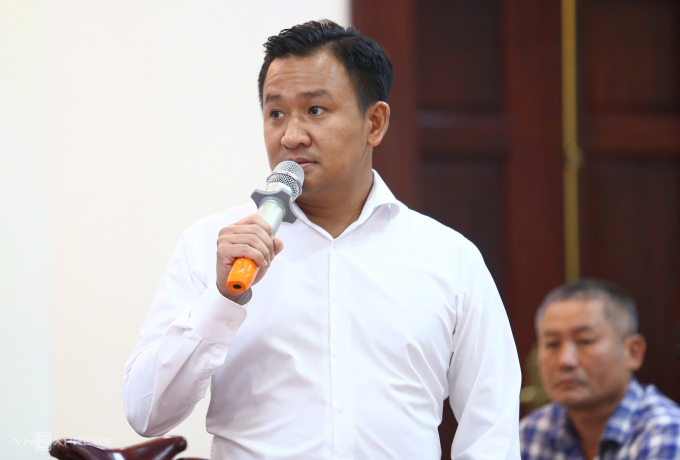 Đại diện nhà xe Hoàng Long chia sẻ. Ảnh: Việt An