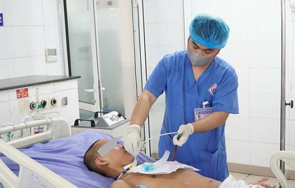 Hồi sinh kỳ diệu: Chàng trai thoát cửa tử trên đường về lo hậu sự