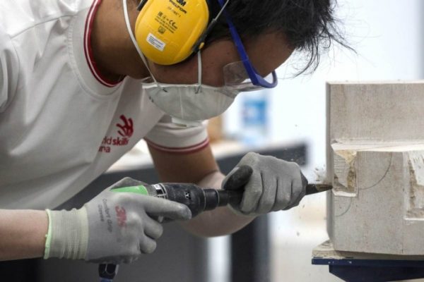 Trường nghề hút thí sinh điểm cao: Cơ hội nào?
