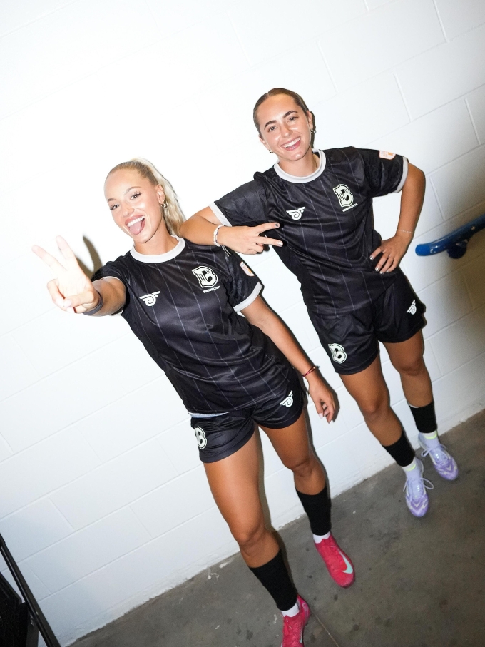 Ana Maria Markovic sẽ thi đấu cùng em gái Kiki. Ảnh: Brooklyn FC