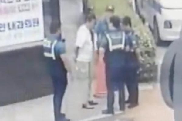 Bỏ mẩu thuốc lá, kẻ đào tẩu sa lưới!