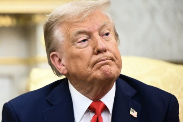 Thẩm phán chặn Trump mở rộng trục xuất nhanh người nhập cư