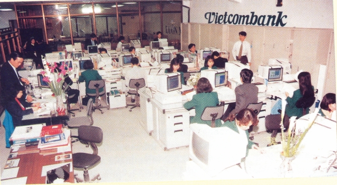 Trung tâm thanh toán Vietcombank thập niên 90 của thế kỷ XX. Ảnh: Vietcombank