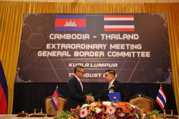 Campuchia – Thái Lan: Thỏa thuận 13 điểm duy trì ngừng bắn biên giới