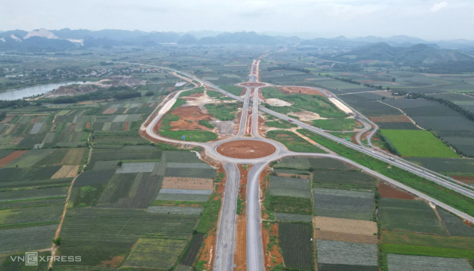 Đại lộ Hoa Lư nối cao tốc Bắc Nam với các vùng kinh tế ở Ninh Bình. Ảnh: Lê Hoàng