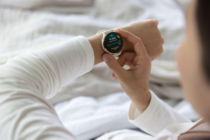 Runner theo dõi chỉ số giấc ngủ. Ảnh: Garmin