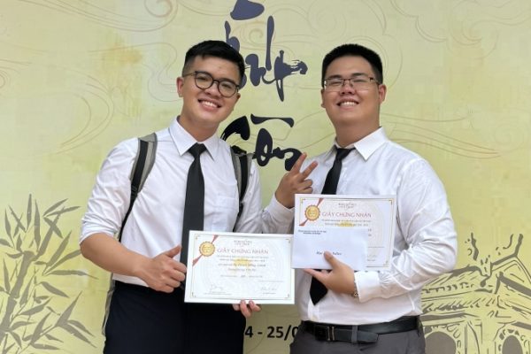 Thủ khoa Y khoa: Tình bạn đẹp từ lớp chuyên Toán
