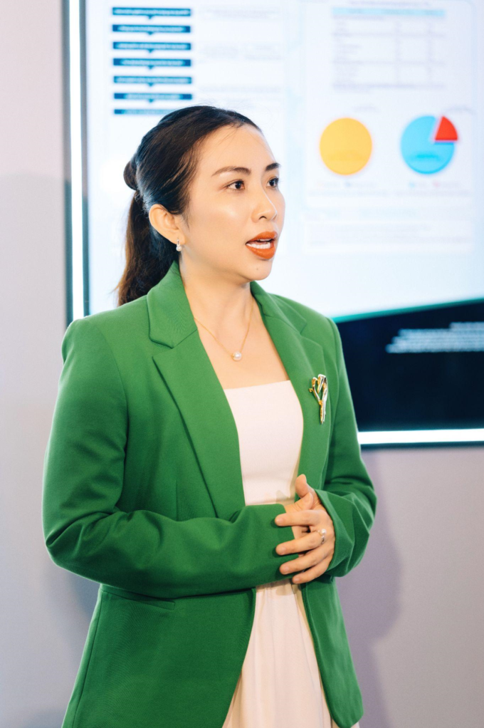 Bác sĩ Phạm Hồ Thúy Ái, Phó trưởng khoa Khám phụ khoa - Bệnh viện Từ Dũ TP HCM. Ảnh: Võ Huy Vũ