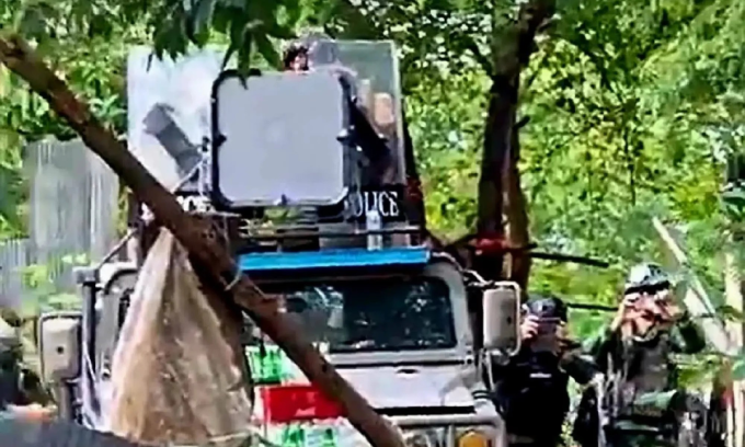 LRAD được quân đội Thái Lan triển khai ở biên giới với Campuchia hôm 26/8. Ảnh: Nation