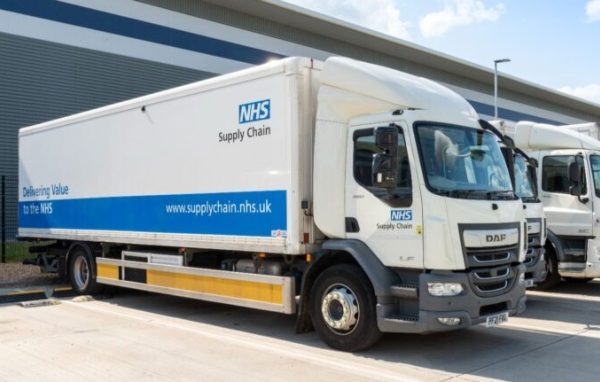 NHS Supply Chain: Tối ưu giao hàng và giảm phát thải cho bệnh viện