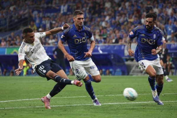 Real thắng dễ ở La Liga: Mbappe tỏa sáng!