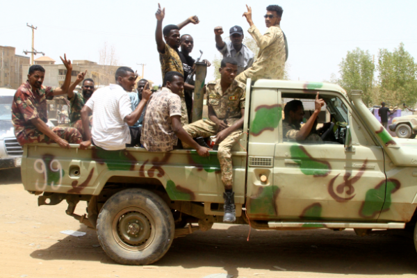 Sudan: Phá hủy máy bay UAE, hạ 40 lính đánh thuê – Tin tức Sudan