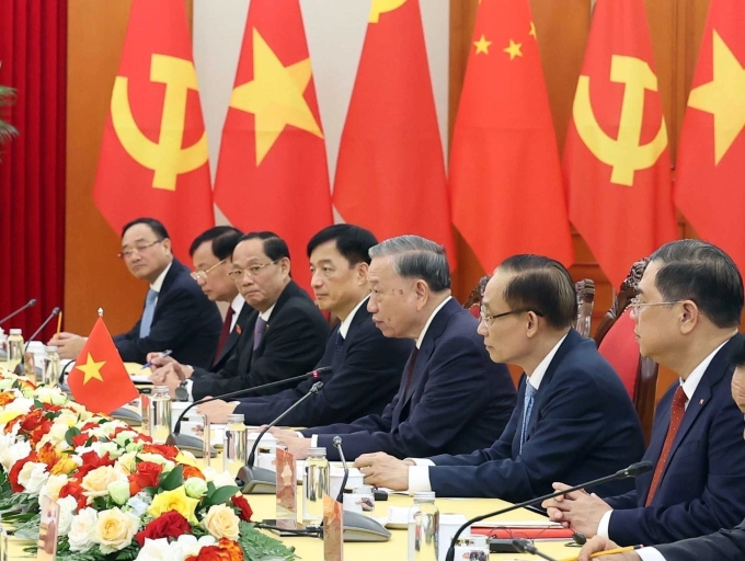 Tổng Bí thư Tô Lâm phát biểu tại buổi tiếp lãnh đạo Quốc hội Trung Quốc Triệu Lạc Tế. Ảnh: TTXVN
