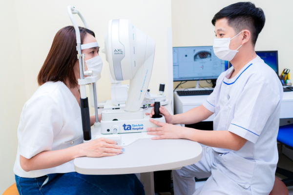 Chữa cận thị bằng thuốc gia truyền: Sự thật bạn cần biết
