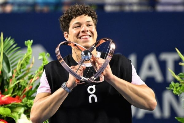 Shelton Vô Địch Masters 1000 Canada: Chức Vô Địch Đầu Tay!
