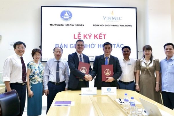 Vinmec Nha Trang hợp tác Đại học Tây Nguyên: Đào tạo y khoa mới