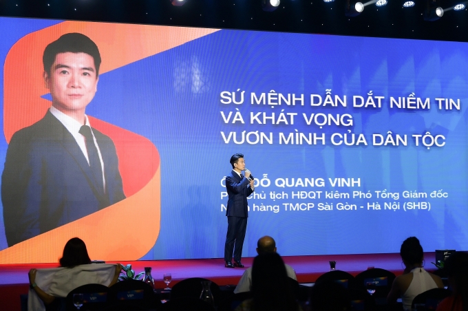 Ông Đỗ Quang Vinh, Phó Chủ tịch HĐQT Ngân hàng SHB tham luận tại Hội nghị. Ảnh: SHB