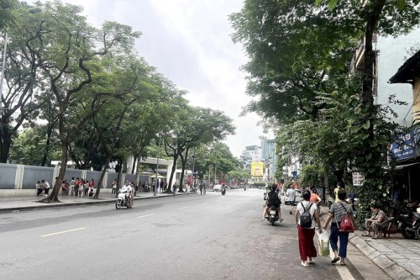 Hà Nội: Người dân “né” 100 tuyến phố cấm giờ cao điểm