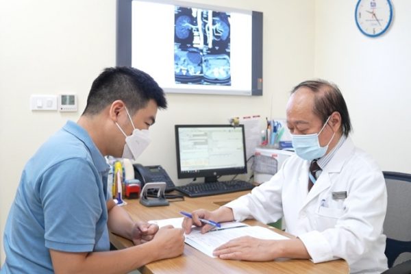 Viêm cầu thận: Dấu hiệu nhận biết qua tiểu máu