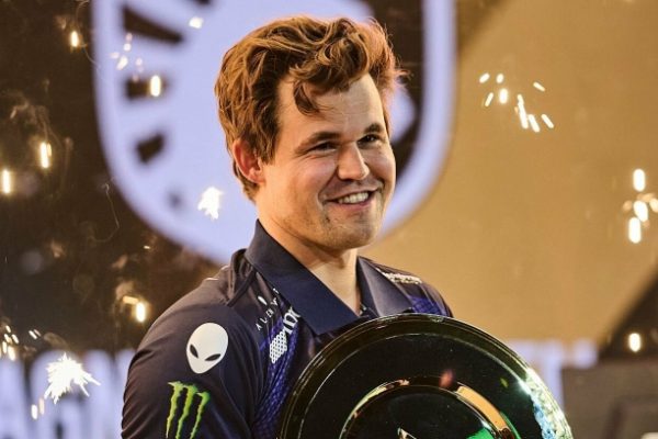 Carlsen vô địch cờ vua eSports World Cup