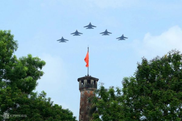 Xem biểu diễn SU-30MK2 ‘hổ mang chúa’: Lưu ý quan trọng cho khán giả