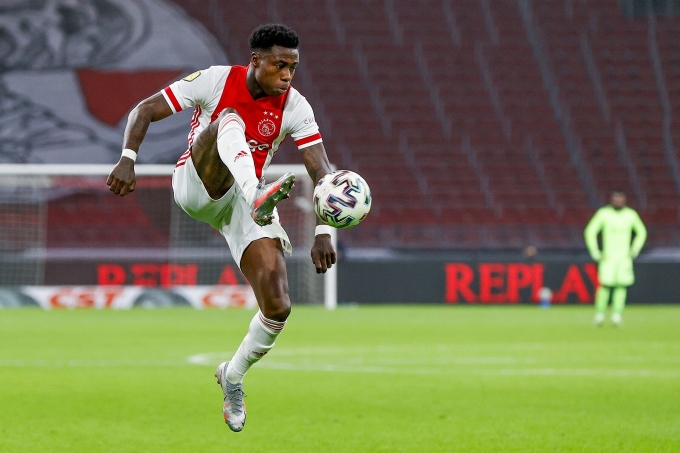 Quincy Promes từng đá 39 trận, ghi 18 bàn cho Ajax giai đoạn 2019-2021 và 50 lần khoác áo tuyển Hà Lan. Ảnh: ANP
