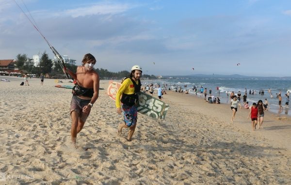 Du lịch Việt Nam: 7 tháng đầu năm đón kỷ lục 12 triệu khách quốc tế