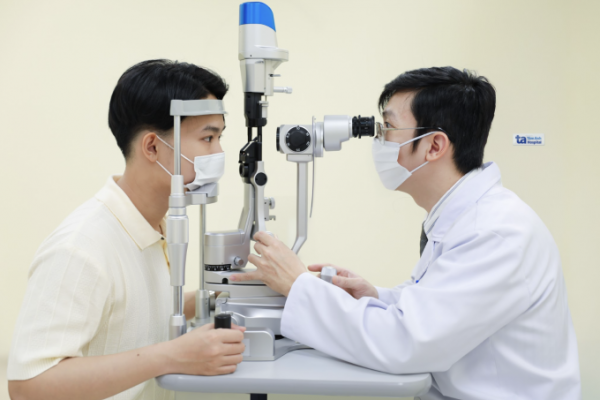 Đục thủy tinh thể: Ai có nguy cơ mắc bệnh?