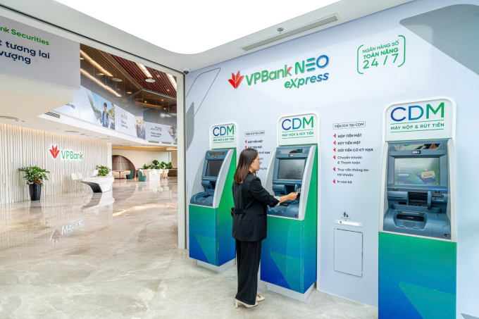 Quầy giao dịch tự động. Ảnh: VPBank