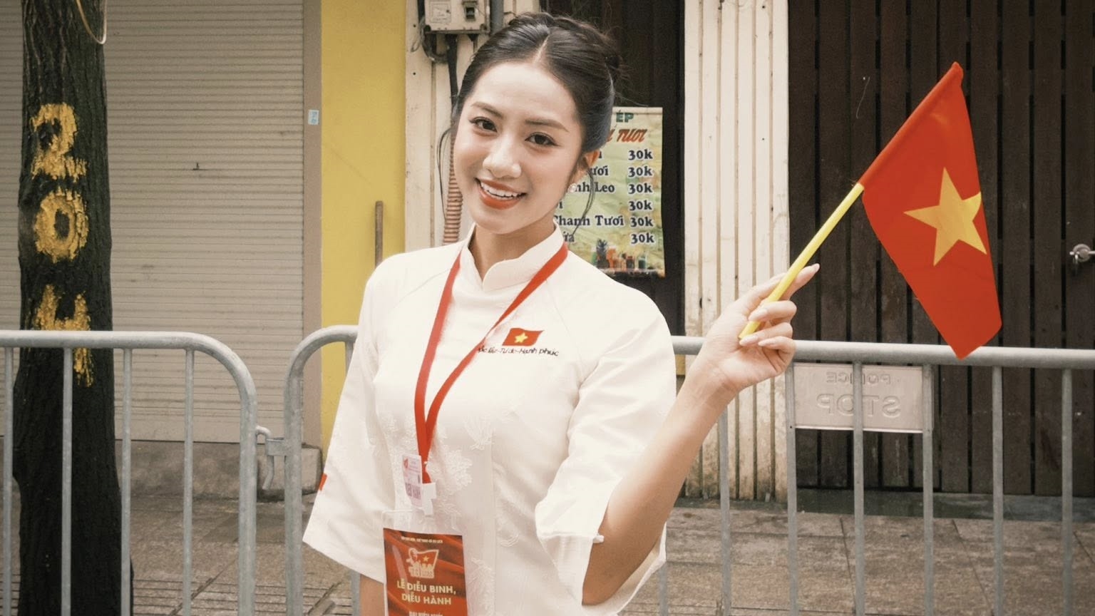 Hoa hậu Hà Trúc Linh dự Triển lãm thành tựu đất nước 80 năm