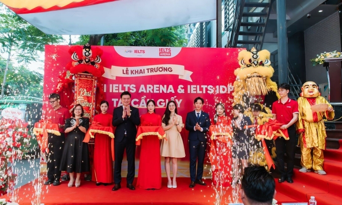 Sự kiện ra mắt điểm thi IELTS trên máy tính tại Cầu Giấy. Ảnh: IDP
