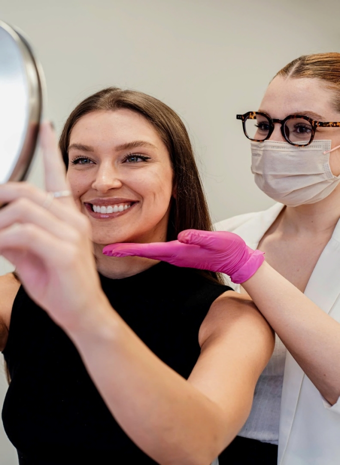 Invisible filler phản ánh quan điểm làm đẹp mới: thấu hiểu cấu trúc, tôn trọng nét tự nhiên. Chị em lẫn nam giới không còn tìm kiếm sự thay đổi rõ ràng bằng mắt thường, mà ưu tiên cải thiện sâu dưới da, giúp giữ thần thái, cá tính vốn có. Ảnh: Pexels